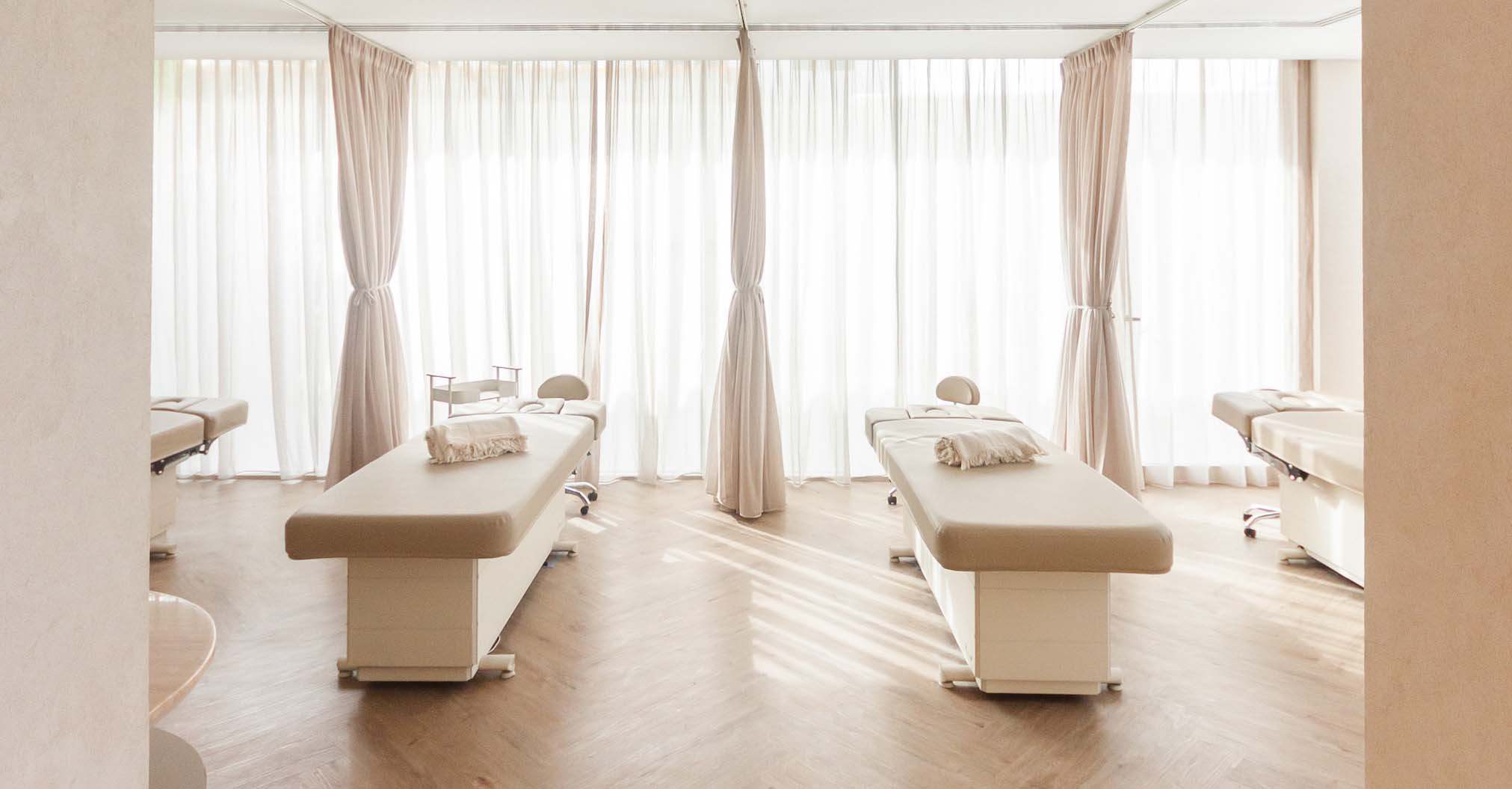 03_BROWNS_Cosmetic Bottle Mockups_2.jpg