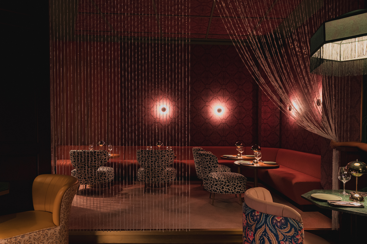 FLYING ELEPHANT_GIJSPARADIJS-04.jpg